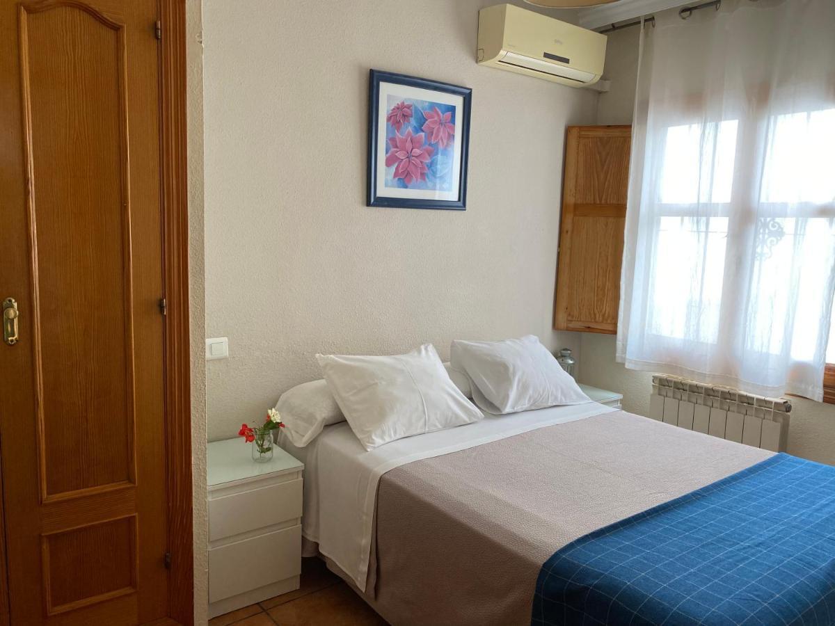 Hostal Moscatel Málaga Dış mekan fotoğraf